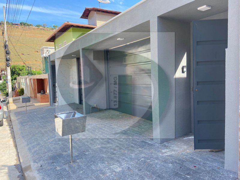 Casa geminada no Recanto